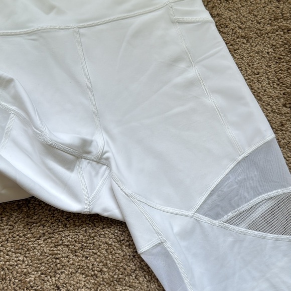 Lululemon Forget The Sweat Tight 25" White Mesh Cutout - Picture 9 of 13